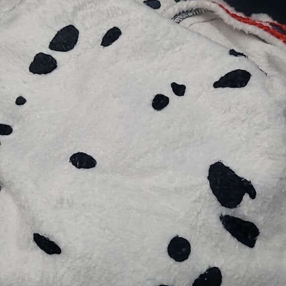 Cruella Devil Hooded 100 Dalmatians Cloak - Picture 2 of 14